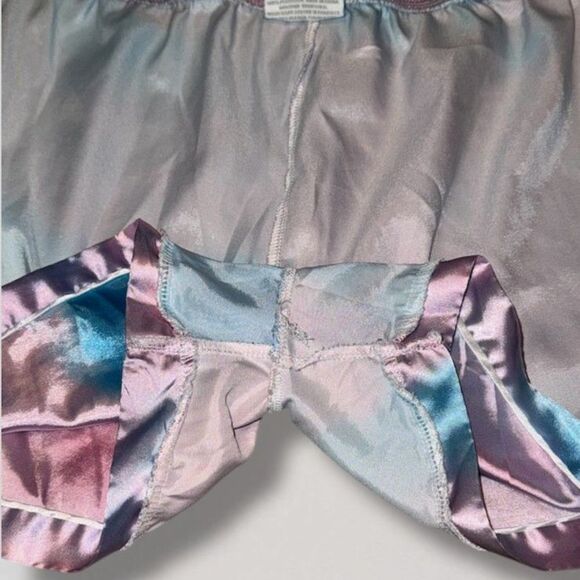 Taylor Swift Lover Satin Pajama Shorts Ur My Lover Size L Cotton Candy - Picture 11 of 14